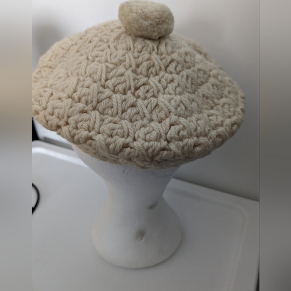 Cottage Crafts hat Ireland - Picture 5 of 5